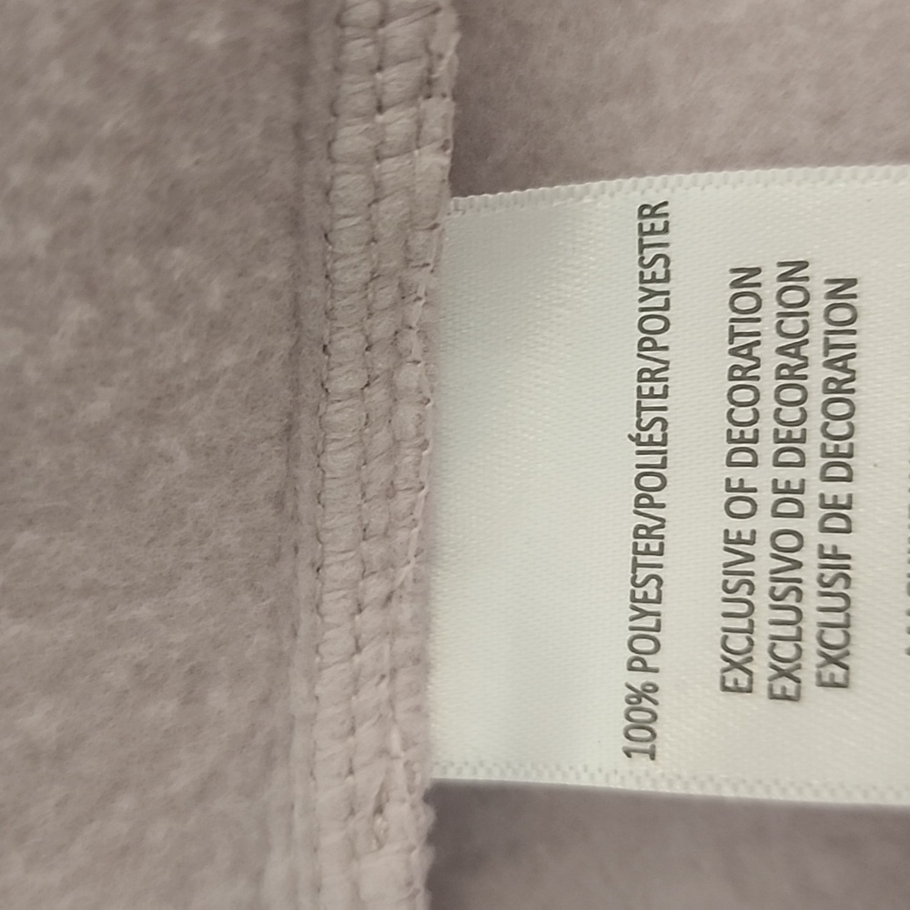 Calvin Klein Women's Soft Pink Hooded Ski Jacket. - Picture 11 of 12